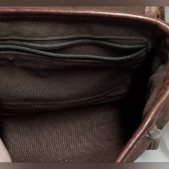 Brighton Leather Bag - Picture 4 of 5